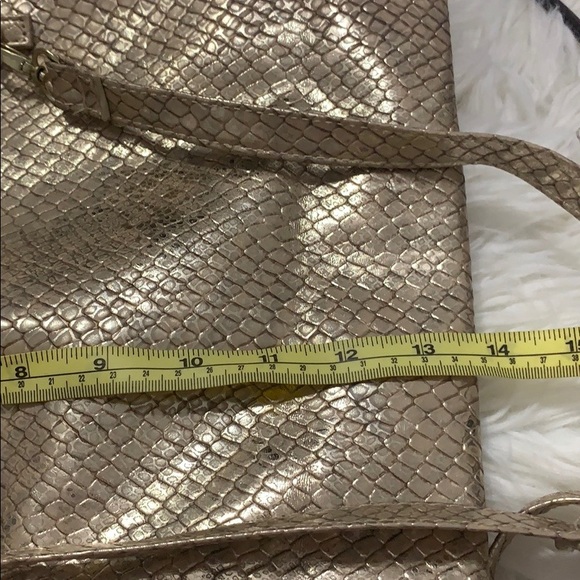 Urban Originals Metallic Flap Over Shoulder Bag - Picture 12 of 14